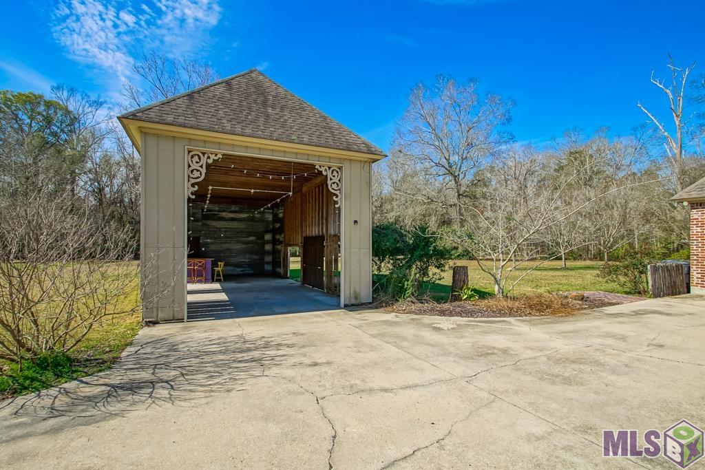 23291 Greenwell Springs Road Greenwell Springs, LA 70739 - Photo 15 of 27