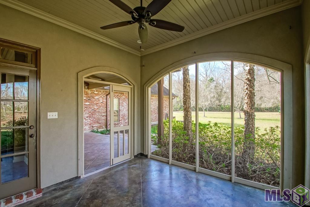 23291 Greenwell Springs Road Greenwell Springs, LA 70739 - Photo 7 of 27