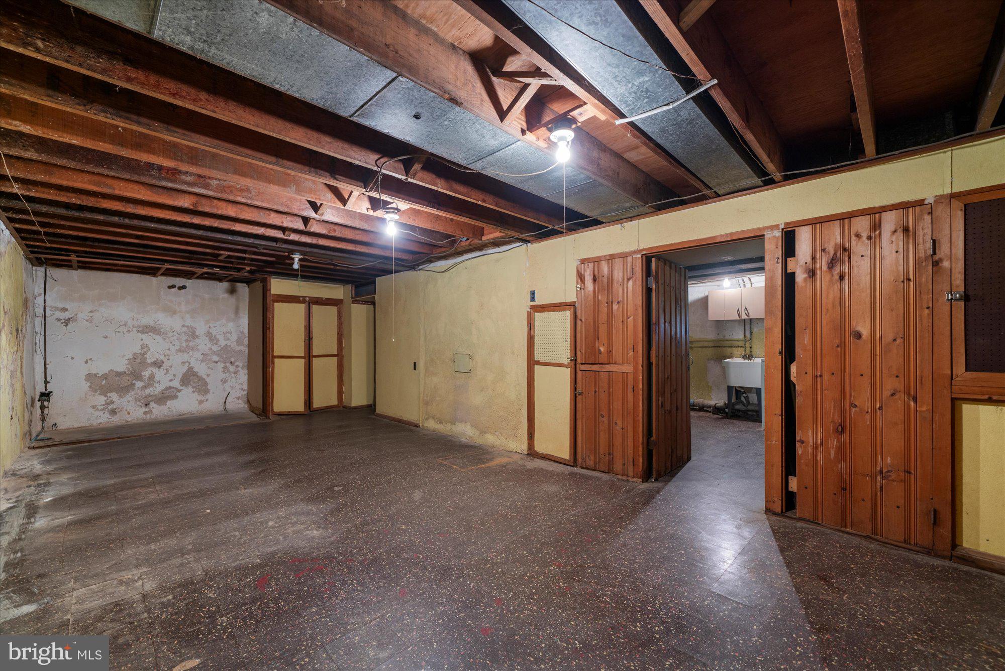 821 Coopertown Road Bryn Mawr, PA 19010 - Photo 32 of 44 a view of empty room