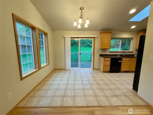 $975,000 | 5062 23rd Avenue Southwest, Seattle, WA 98106