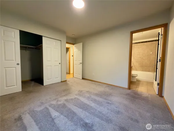$975,000 | 5062 23rd Avenue Southwest, Seattle, WA 98106