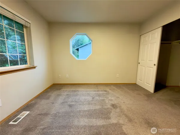 $975,000 | 5062 23rd Avenue Southwest, Seattle, WA 98106