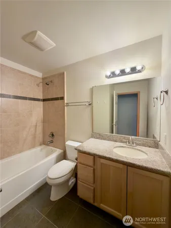 $975,000 | 5062 23rd Avenue Southwest, Seattle, WA 98106