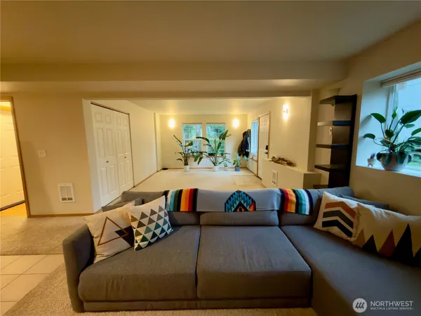 $975,000 | 5062 23rd Avenue Southwest, Seattle, WA 98106