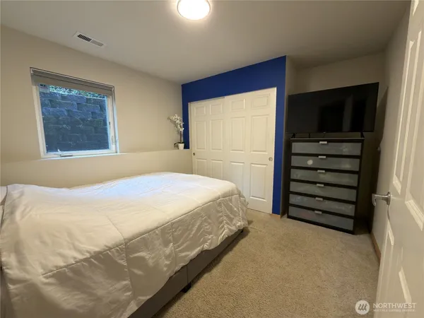 $975,000 | 5062 23rd Avenue Southwest, Seattle, WA 98106