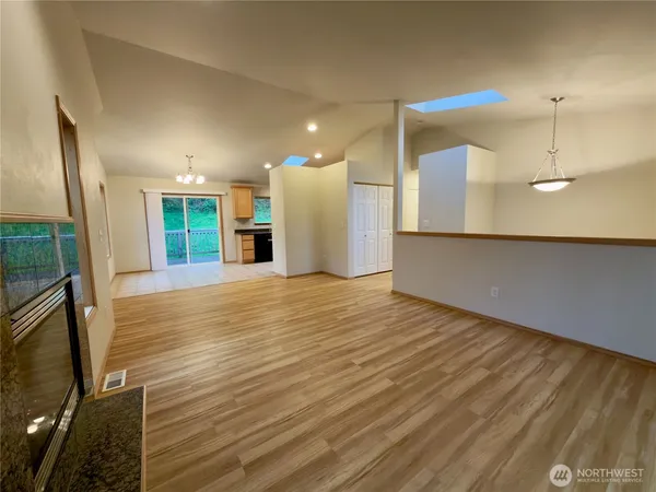 $975,000 | 5062 23rd Avenue Southwest, Seattle, WA 98106