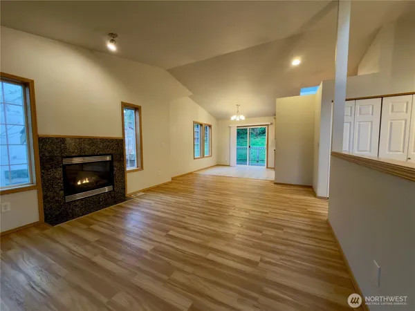 $975,000 | 5062 23rd Avenue Southwest, Seattle, WA 98106