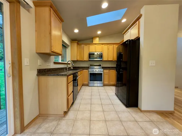 $975,000 | 5062 23rd Avenue Southwest, Seattle, WA 98106