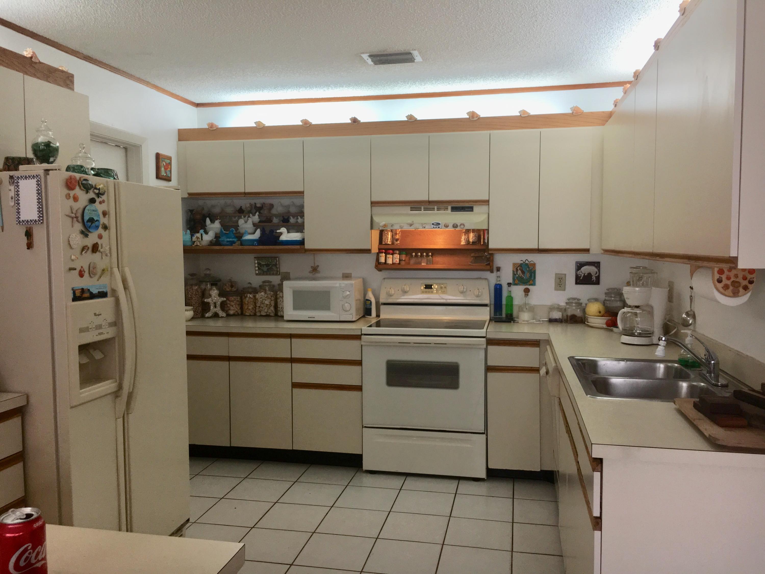 9907 Pinellas Park Road Boca Raton, FL 33428 - Photo 9 of 25 IMG_E4488