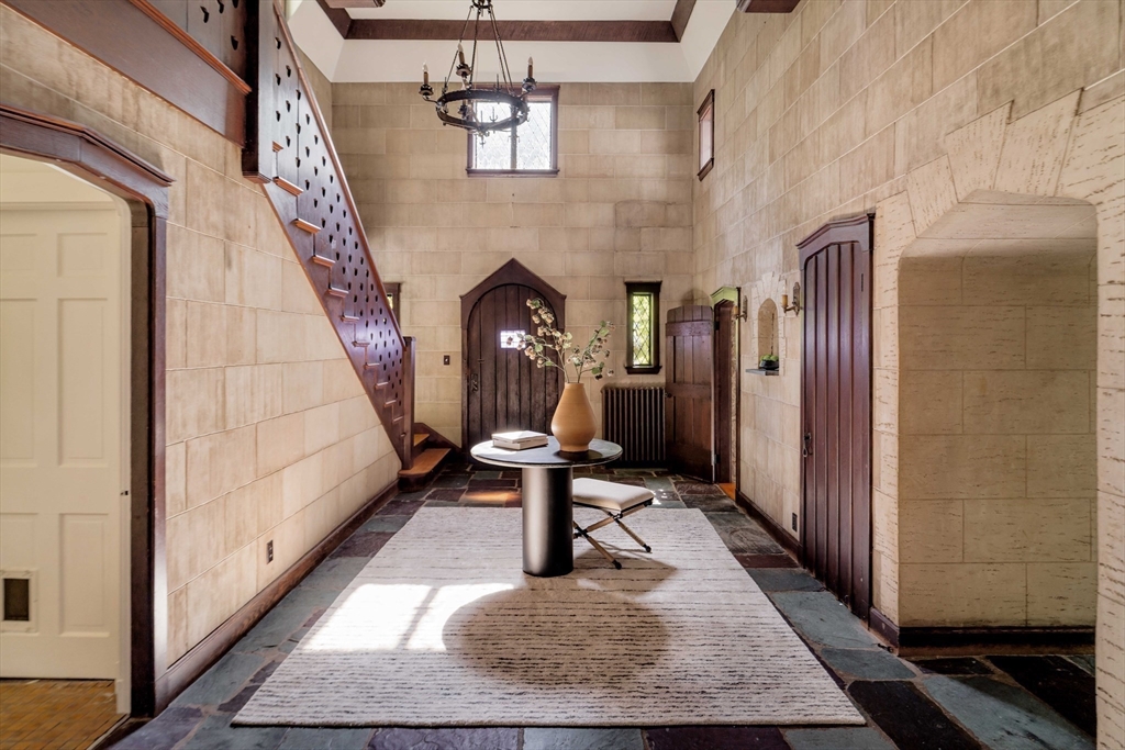 121 Dorset Road Newton, MA 02468 - Photo 14 of 36