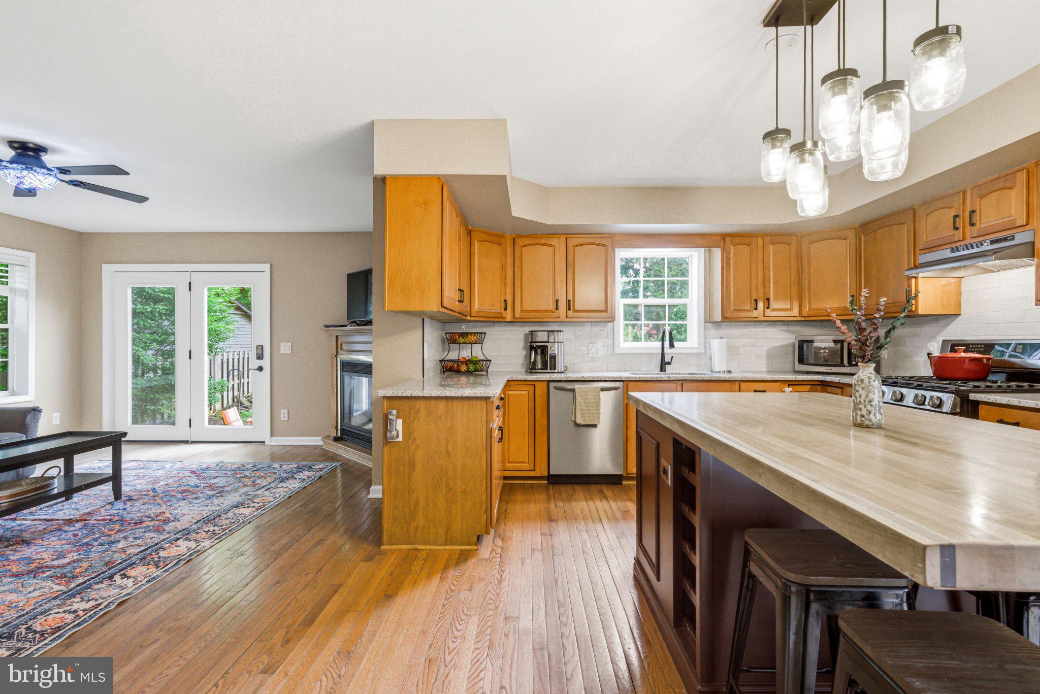 706 Main Street Riverton, NJ 08077 - Photo 20 of 44 Inviting kitchen with natural light.