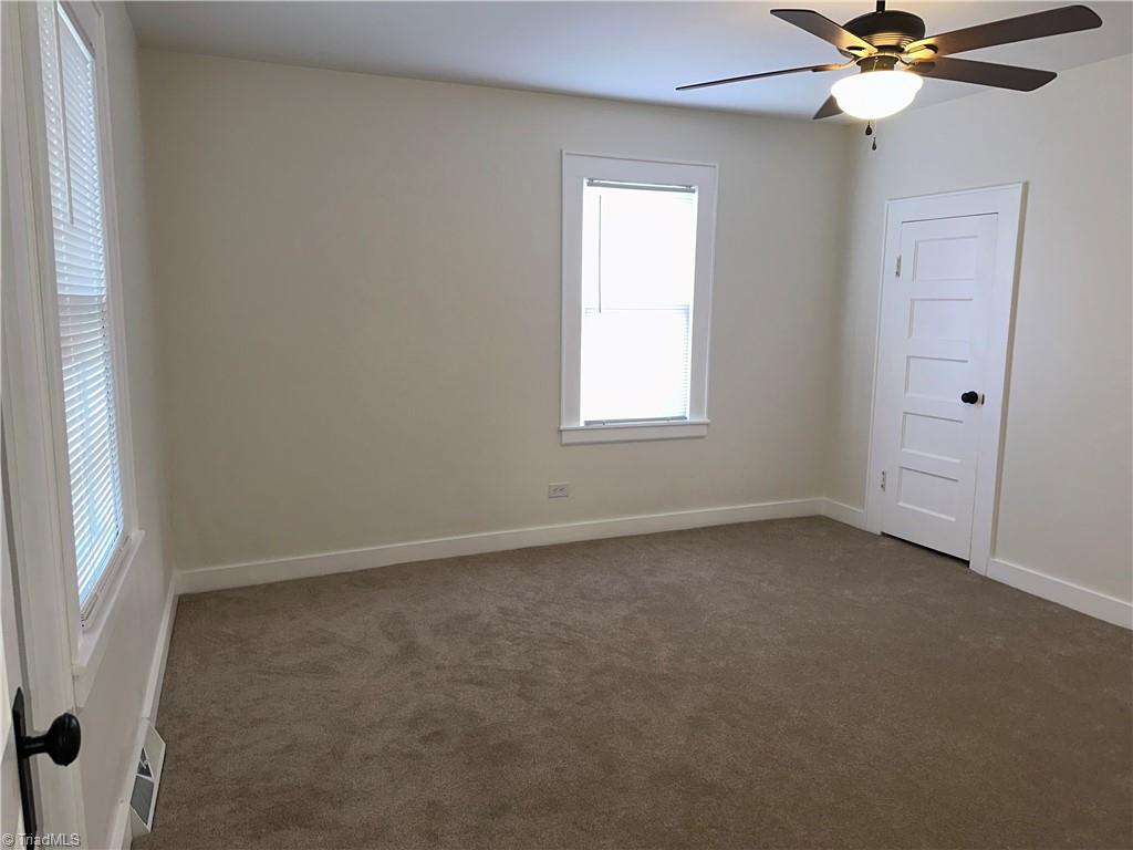 818 West Lebanon Street Mount Airy, NC 27030 - Photo 22 of 23