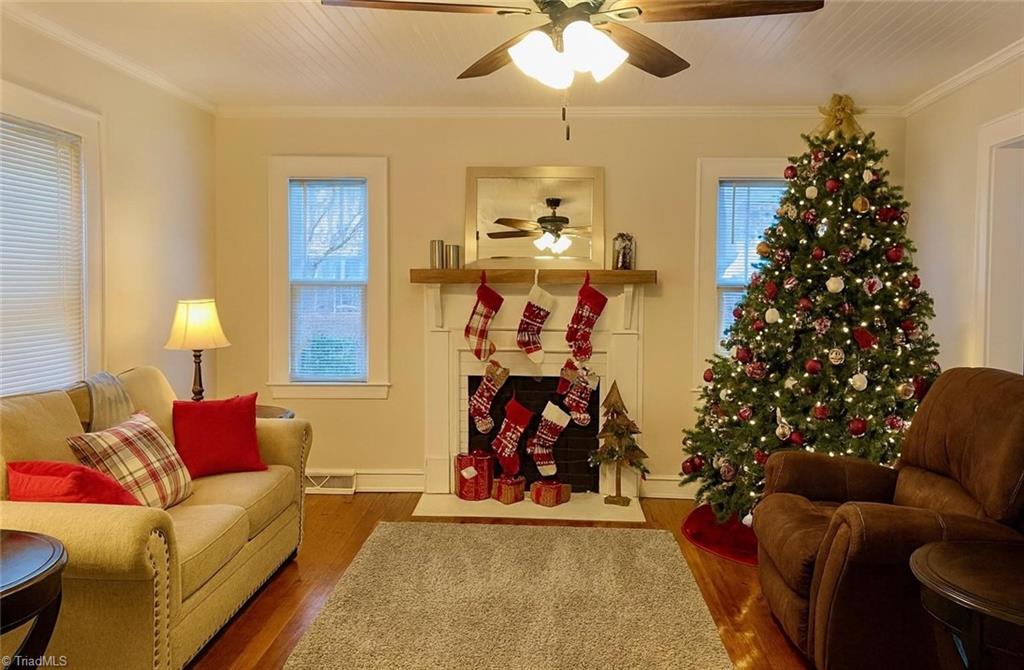 818 West Lebanon Street Mount Airy, NC 27030 - Photo 7 of 23 AI Generated Photo