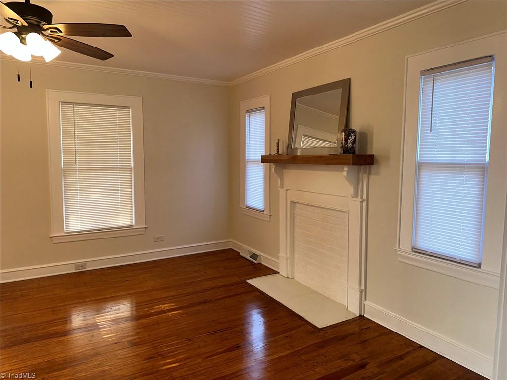 818 West Lebanon Street Mount Airy, NC 27030 - Photo 8 of 23