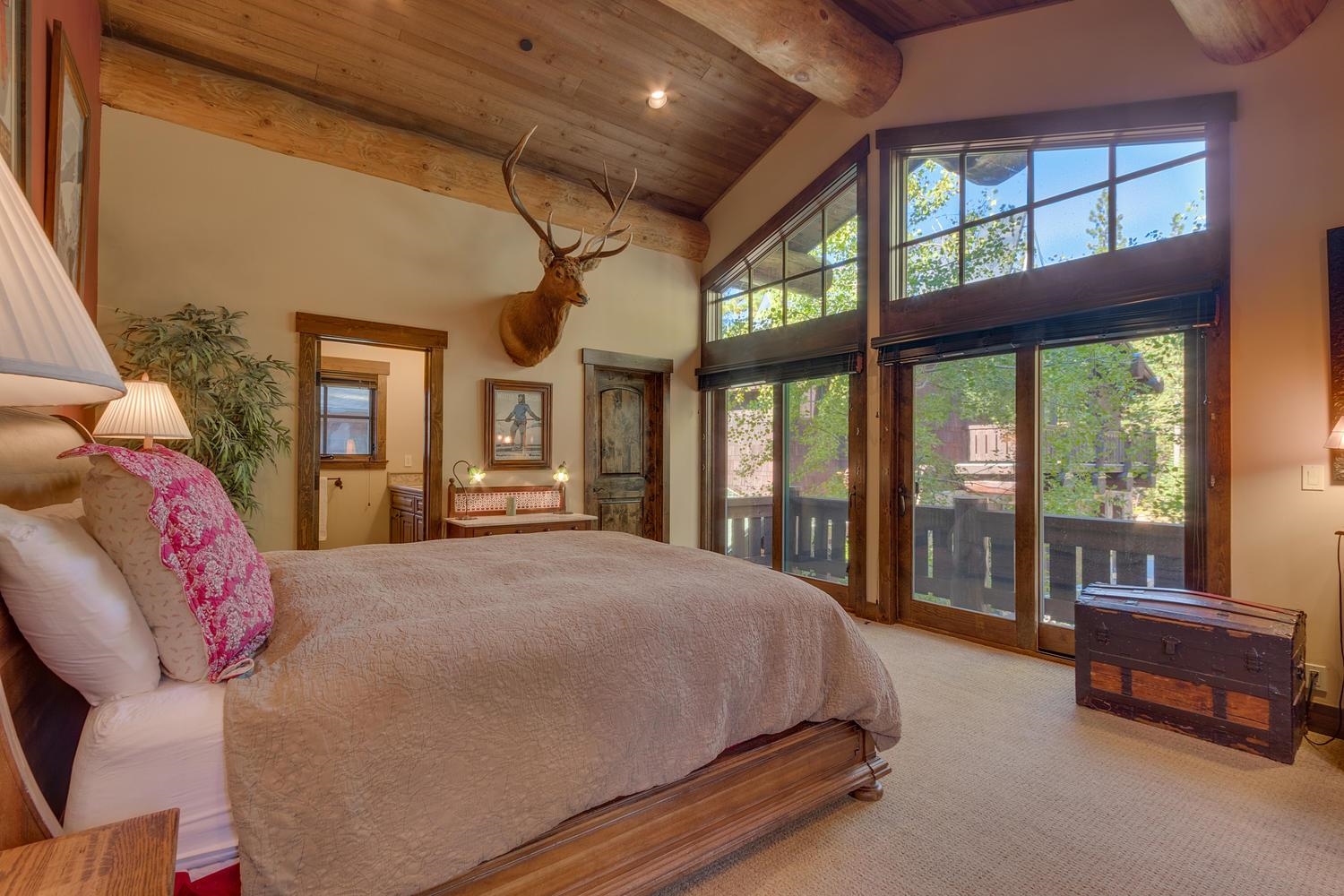 5048 River Road Truckee, CA 96161 - Photo 10 of 16 Gallery Image 10