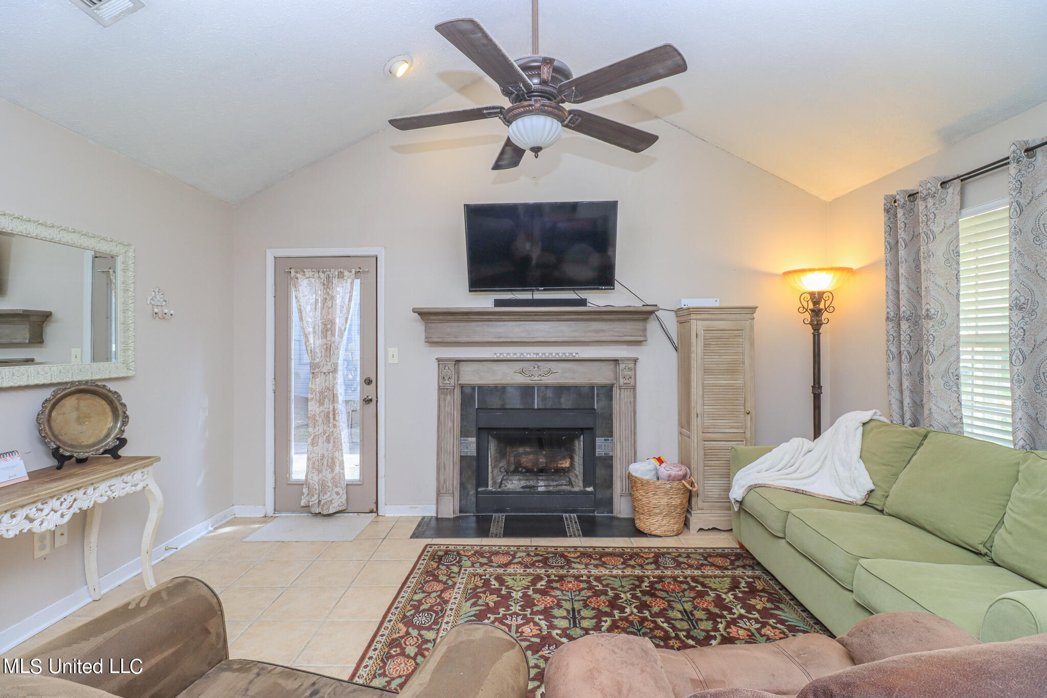 312 North Grove Circle Brandon, MS 39047 - Photo 7 of 33 312 n grove cir 8