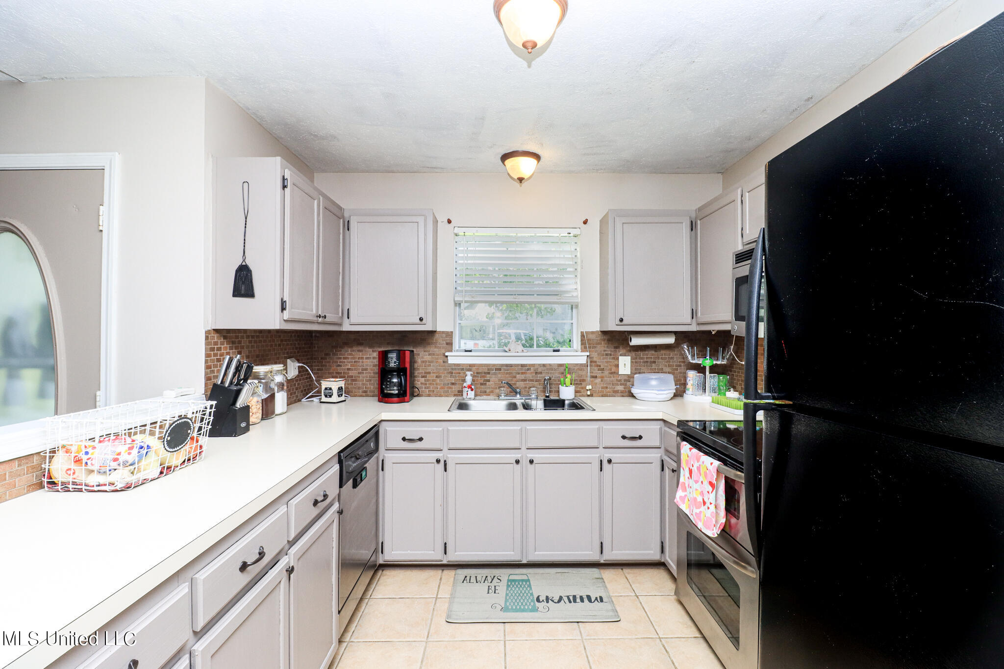 312 North Grove Circle Brandon, MS 39047 - Photo 8 of 33 312 n grove cir 9