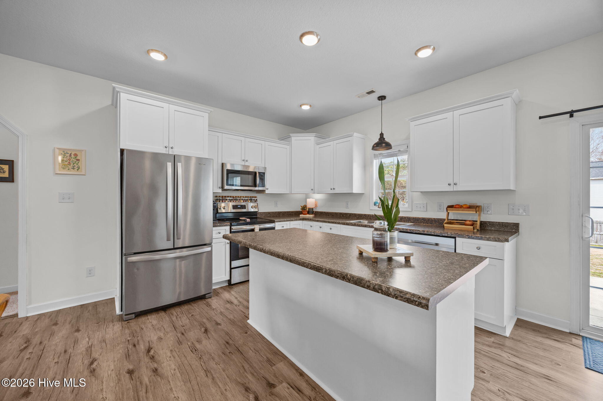 836 Queens Creek Road Hubert, NC 28539 - Photo 11 of 52 11-web-or-mls-836 Queen's Creek Dr. 22