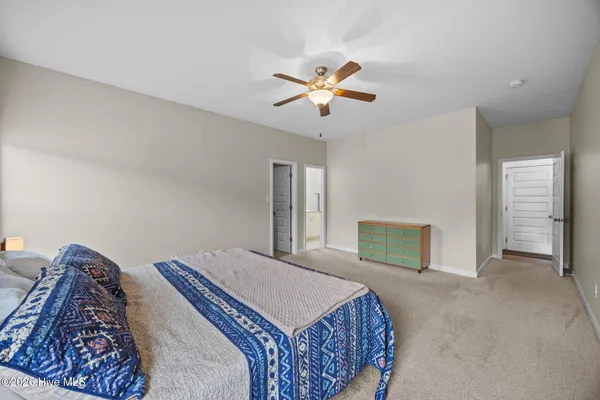 $326,500 | 836 Queens Creek Road, Hubert, NC 28539