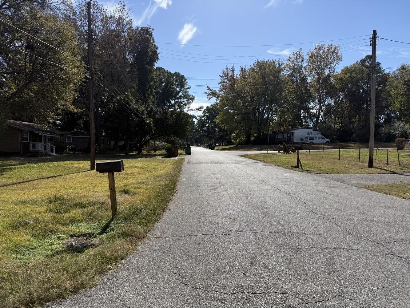 4900 Berta Road Memphis, TN 38109 - Photo 25 of 26 a view of tennis court