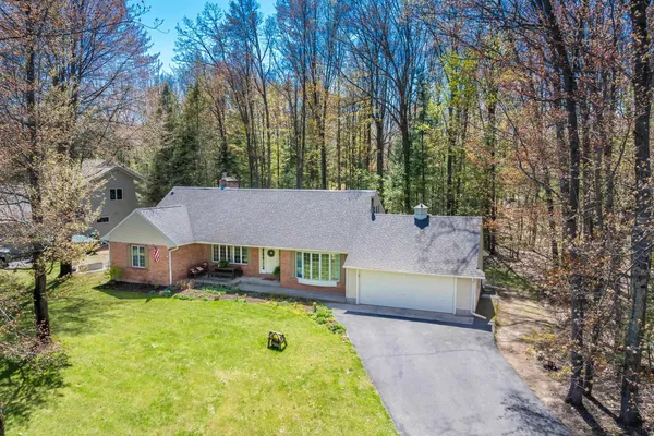 $810,000 | 9191 East Tottenham Drive, Traverse City, MI 49685