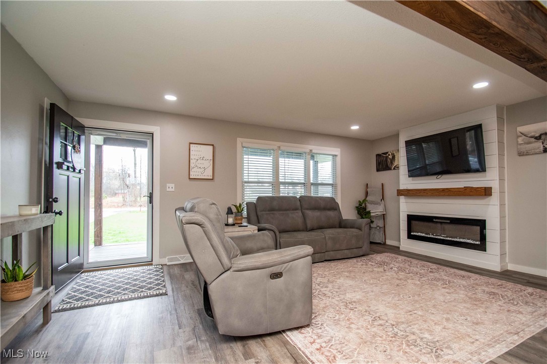 6505 New Road Youngstown, OH 44515 - Photo 10 of 36