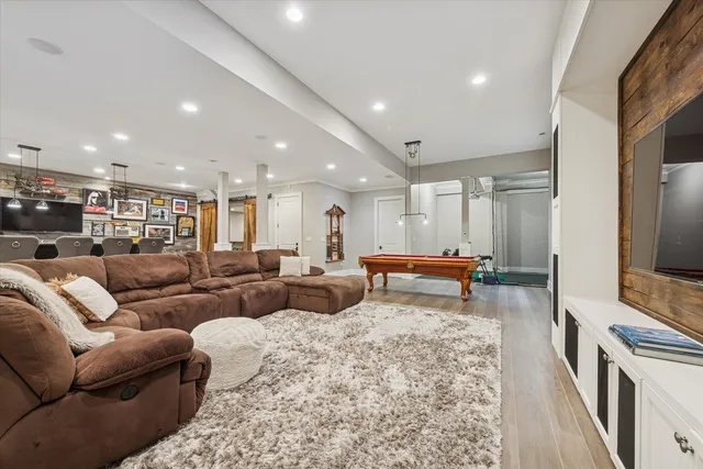 $4,250,000 | 415 North Adams Street, Hinsdale, IL 60521