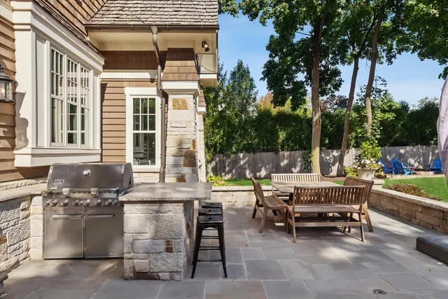 $4,250,000 | 415 North Adams Street, Hinsdale, IL 60521