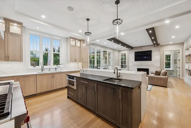 $4,250,000 | 415 North Adams Street, Hinsdale, IL 60521