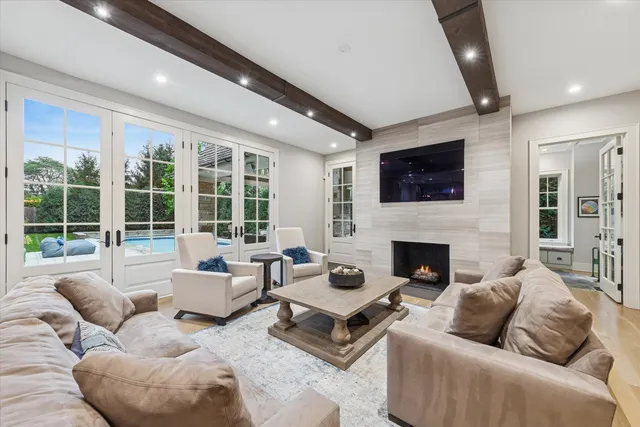 $4,250,000 | 415 North Adams Street, Hinsdale, IL 60521