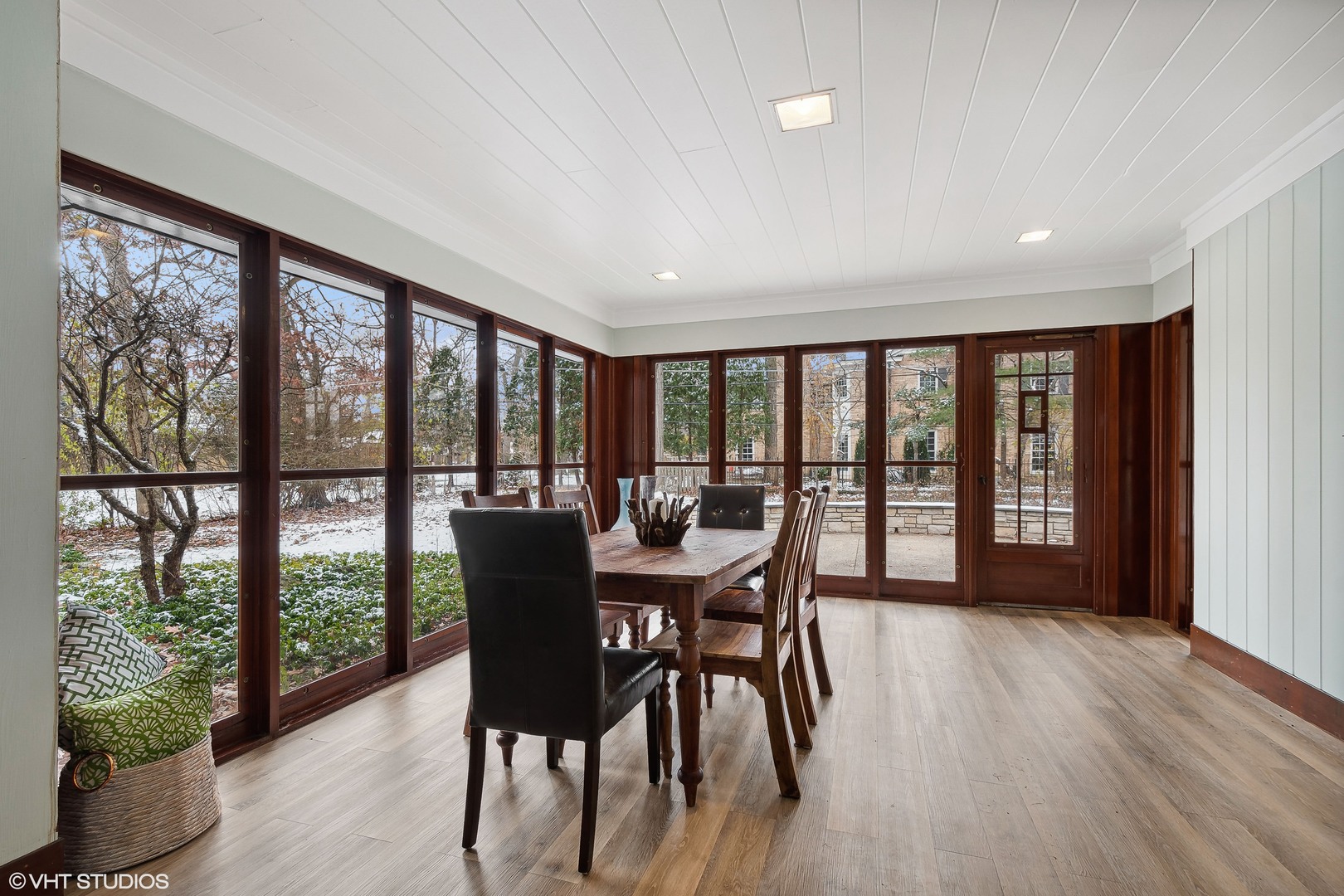 526 Coronet Road Glenview, IL 60025 - Photo 14 of 23 a view of a dining room with furniture and wooden floor