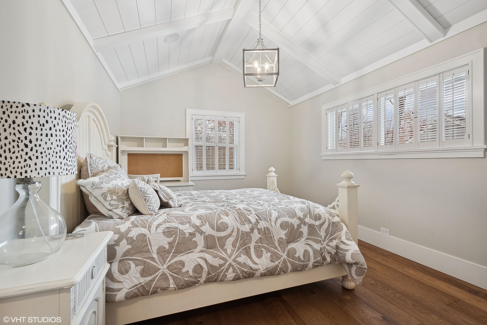 526 Coronet Road Glenview, IL 60025 - Photo 19 of 23 a bedroom with a large bed and a window