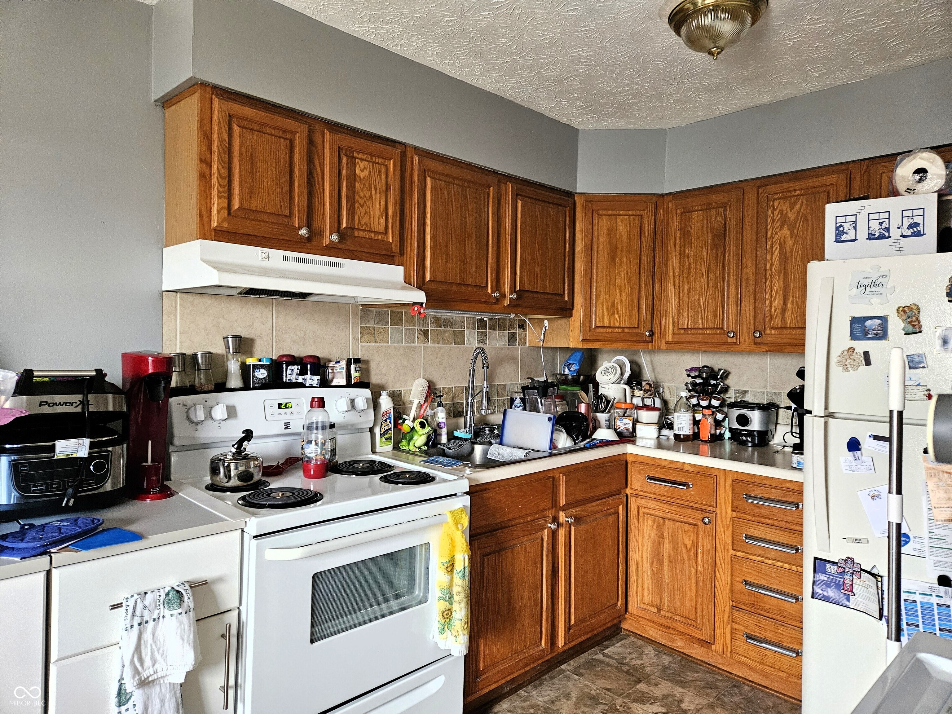 953 West McKay Road Shelbyville, IN 46176 - Photo 4 of 15