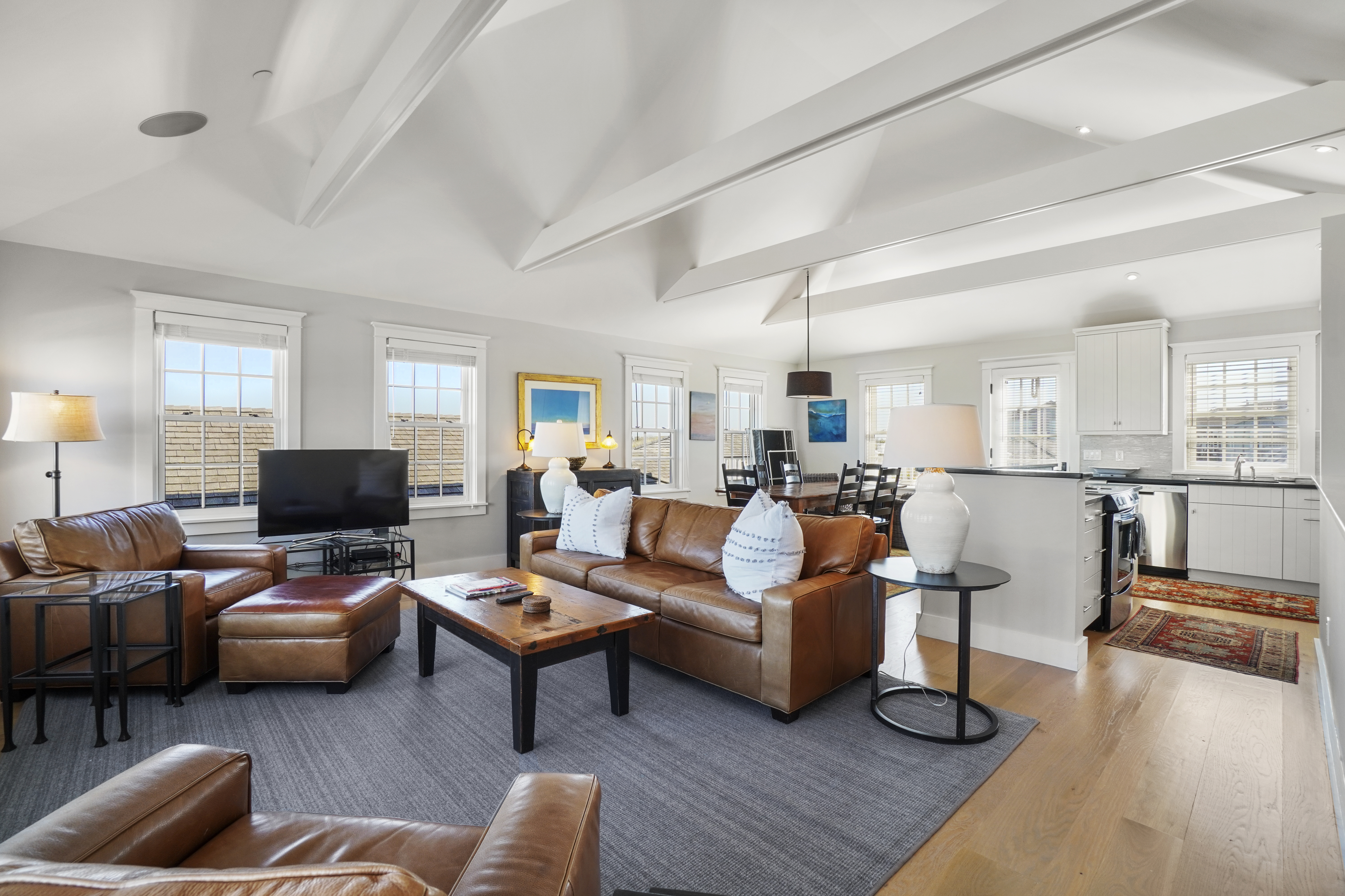 41 Jefferson Avenue Nantucket, MA 02554 - Photo 17 of 39