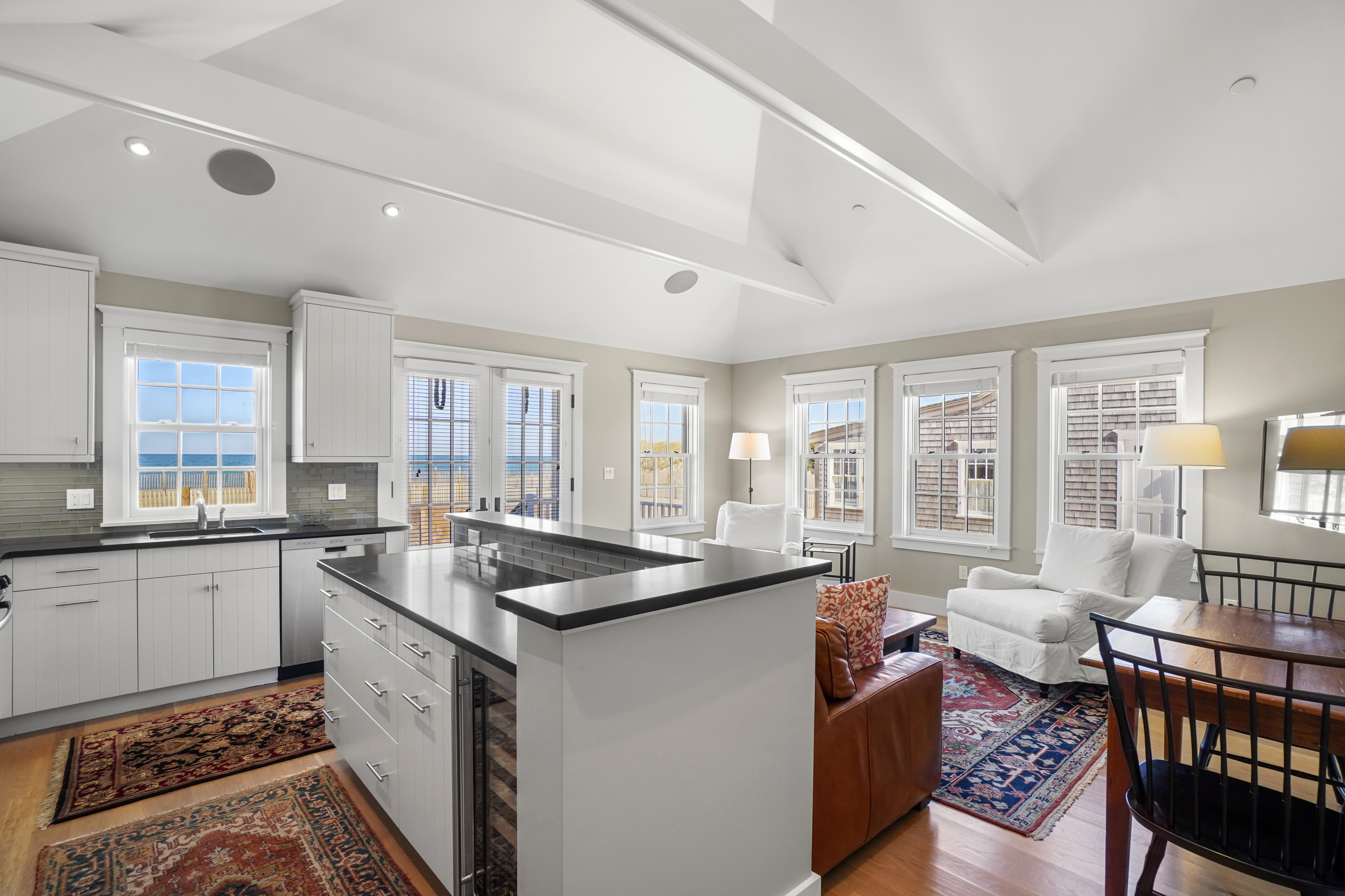 41 Jefferson Avenue Nantucket, MA 02554 - Photo 22 of 39