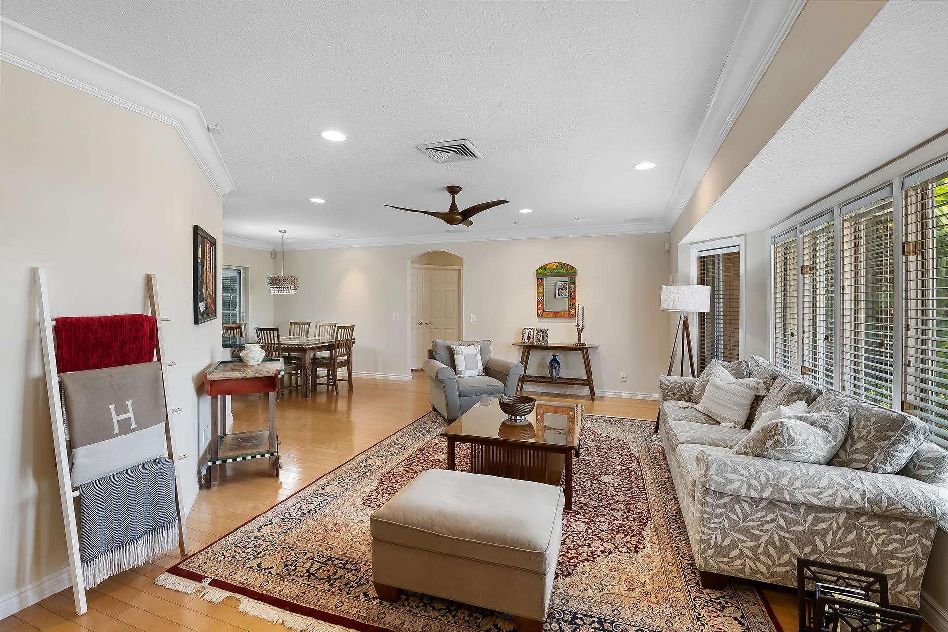 856 Appleby Street Boca Raton, FL 33487 - Photo 3 of 13 Living Room