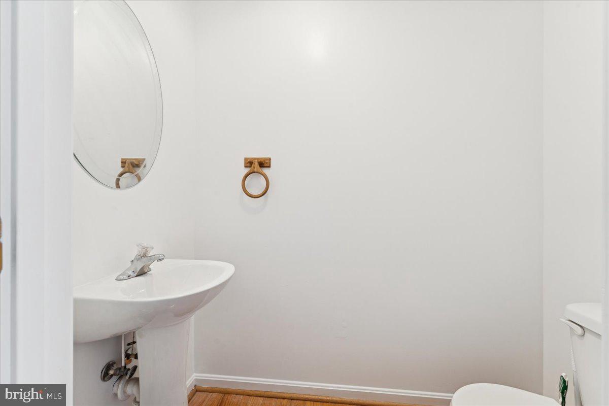 381 Baltimore Avenue Odenton, MD 21113 - Photo 22 of 42 Main level 1/2 bath