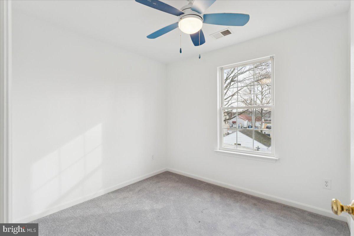 381 Baltimore Avenue Odenton, MD 21113 - Photo 27 of 42 2nd Bedroom
