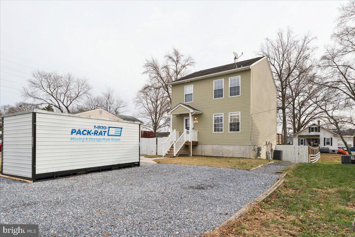 381 Baltimore Avenue Odenton, MD 21113 - Photo 3 of 42