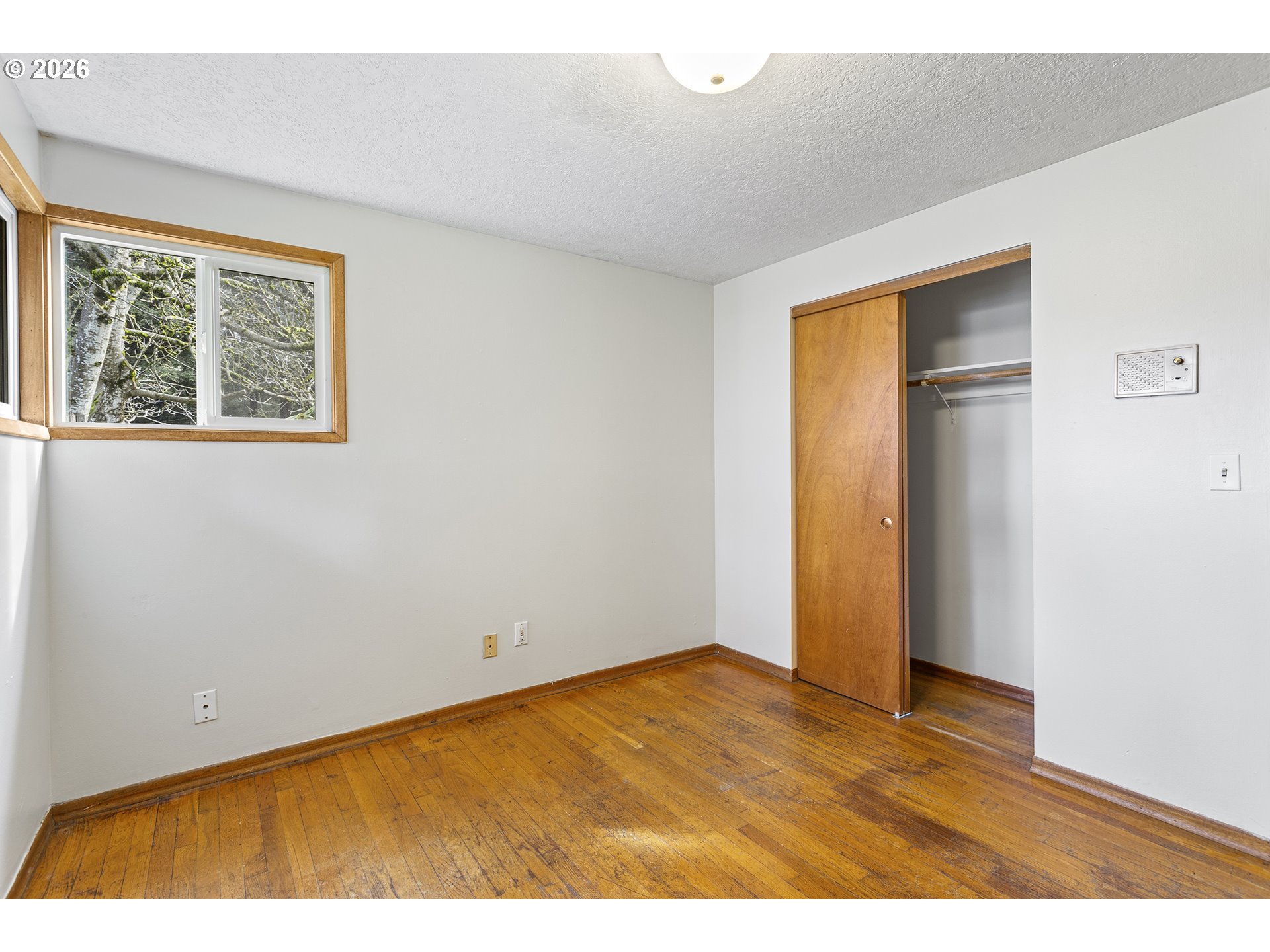 9370 Southwest Killarney Lane Tualatin, OR 97062 - Photo 14 of 36