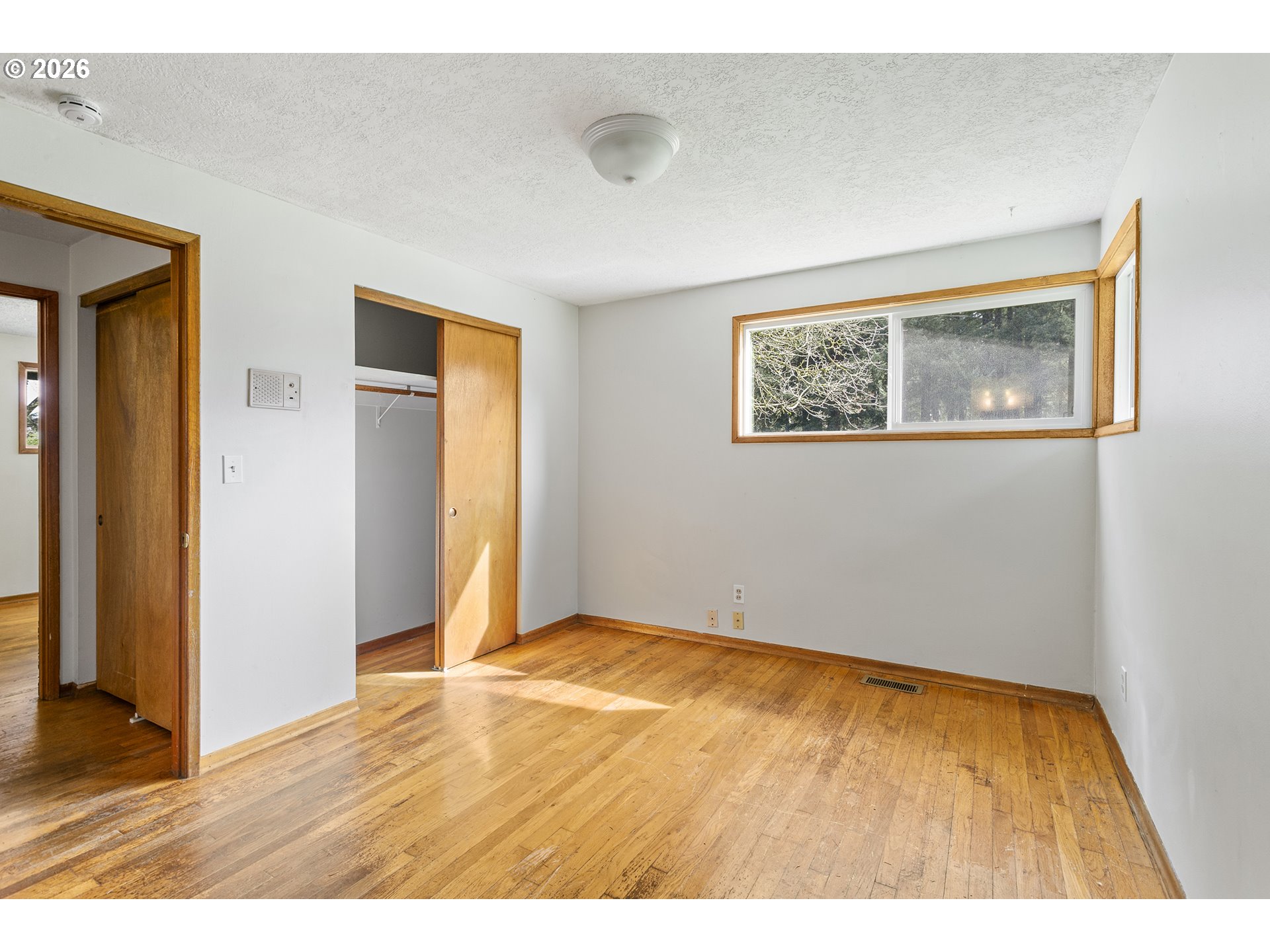 9370 Southwest Killarney Lane Tualatin, OR 97062 - Photo 15 of 36