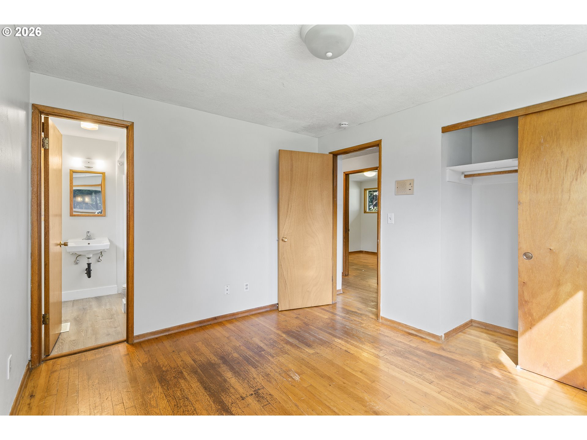 9370 Southwest Killarney Lane Tualatin, OR 97062 - Photo 16 of 36