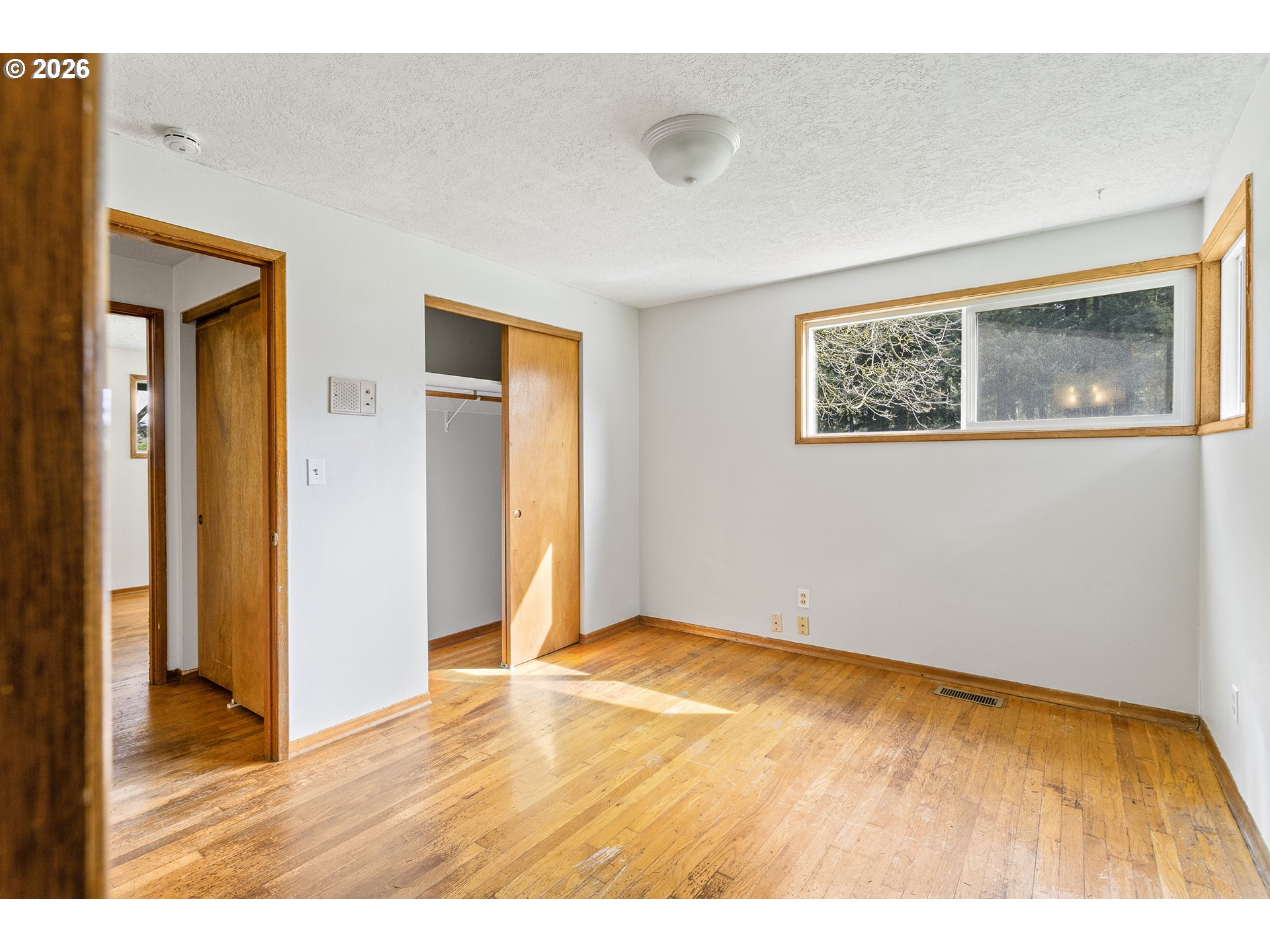 9370 Southwest Killarney Lane Tualatin, OR 97062 - Photo 10 of 36