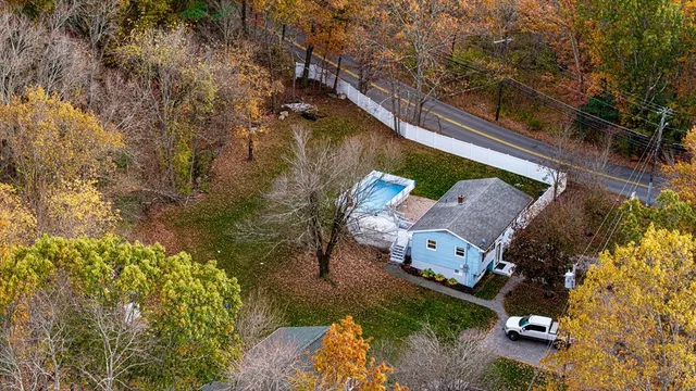 a picture of city view