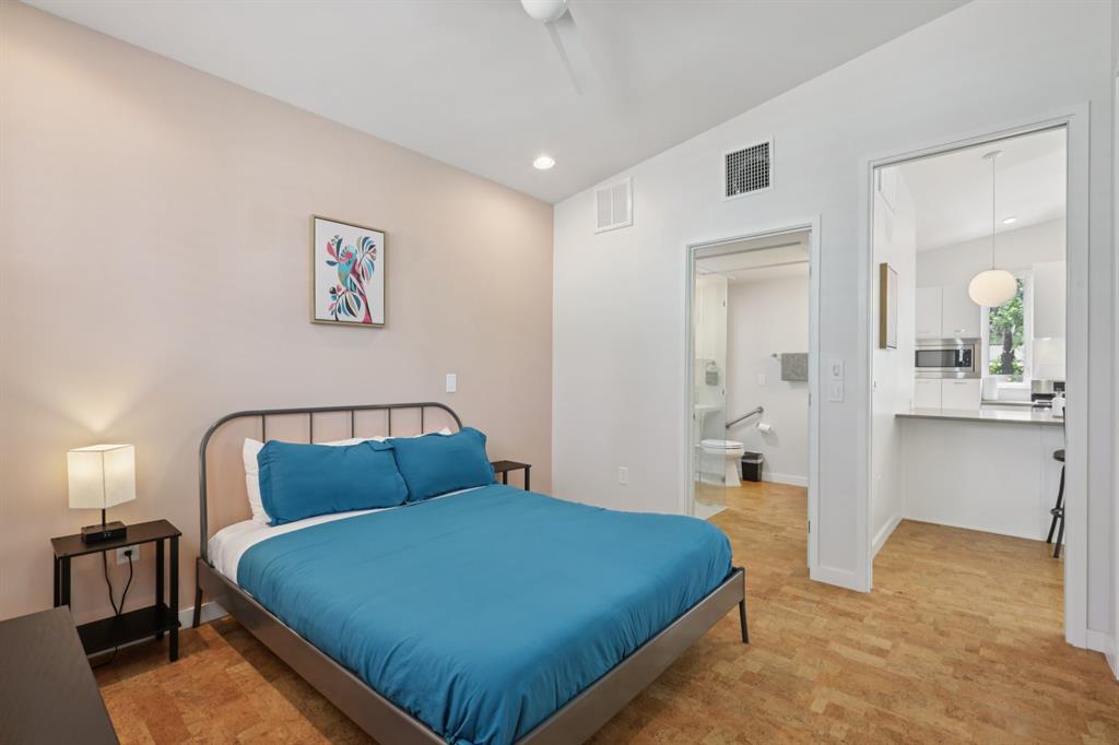 3901 Cherrywood Road, Unit B Austin, TX 78722 - Photo 20 of 25 Gallery Image 20