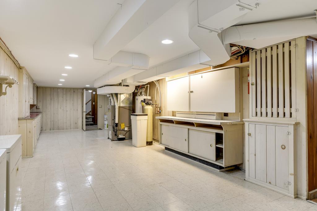 5611 Dalrymple Road Edina, MN 55424 - Photo 32 of 46