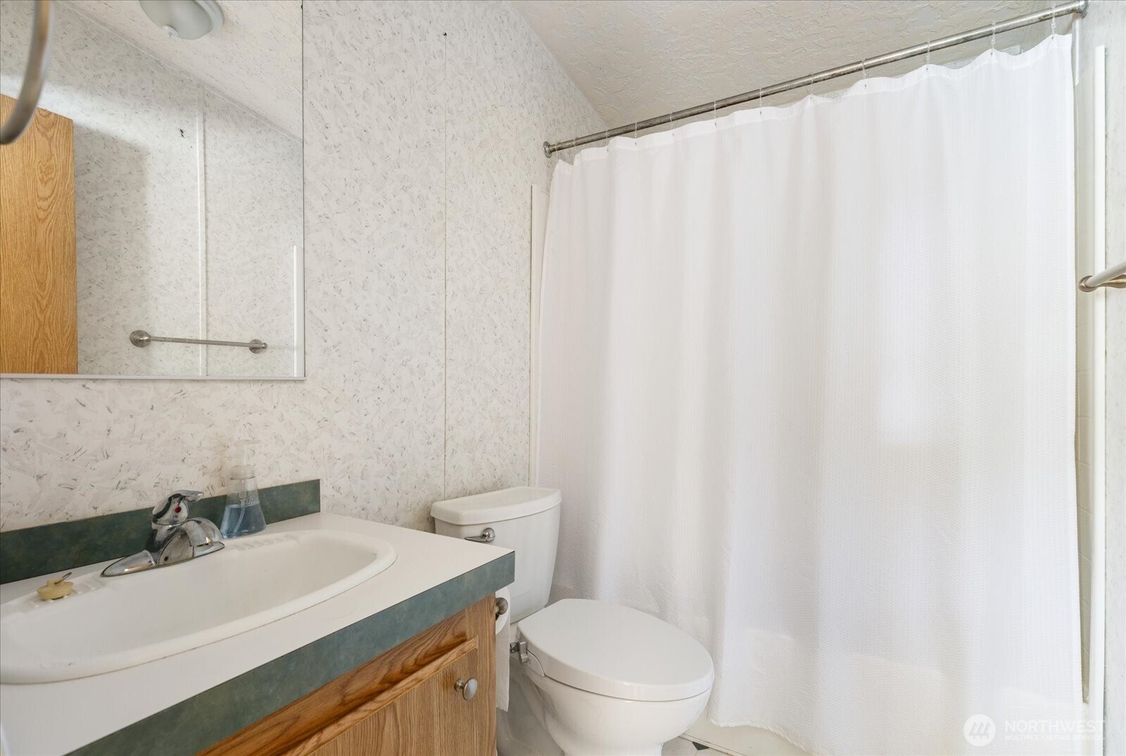 1015 Riepma Avenue Oak Harbor, WA 98277 - Photo 14 of 34 Gallery Image 14