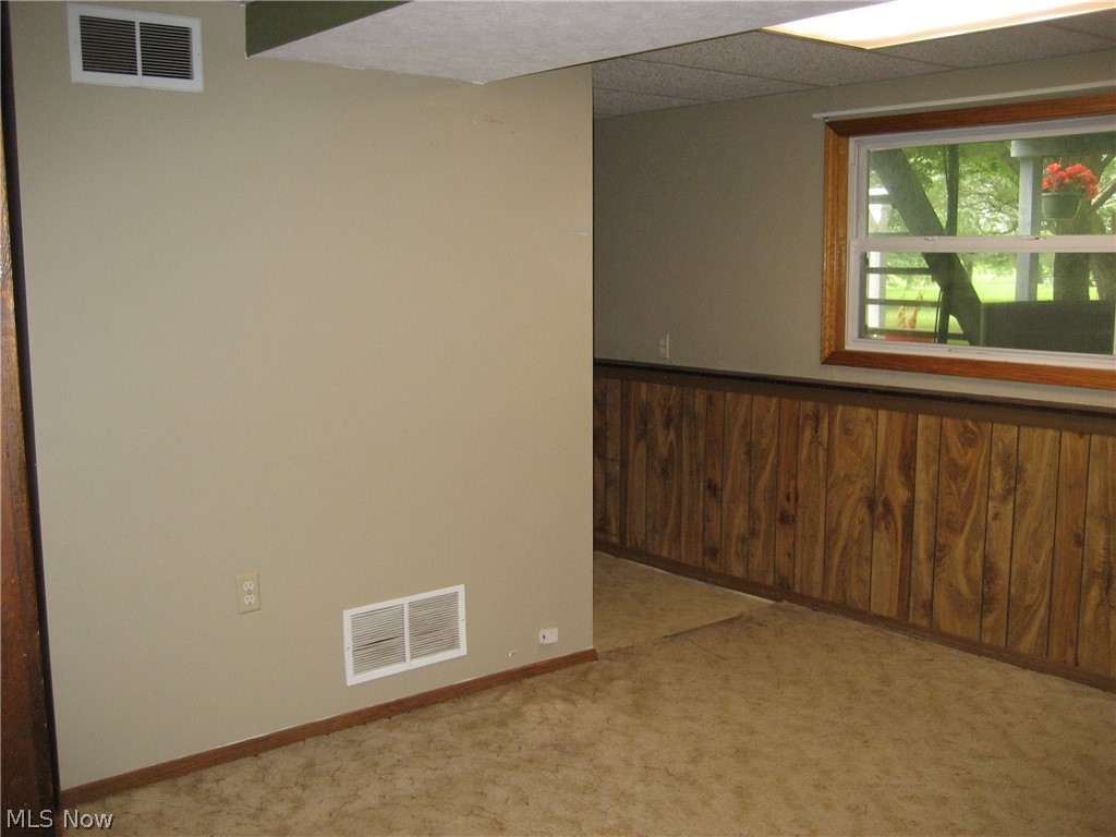 8690 Yoder Road Wadsworth, OH 44281 - Photo 14 of 20