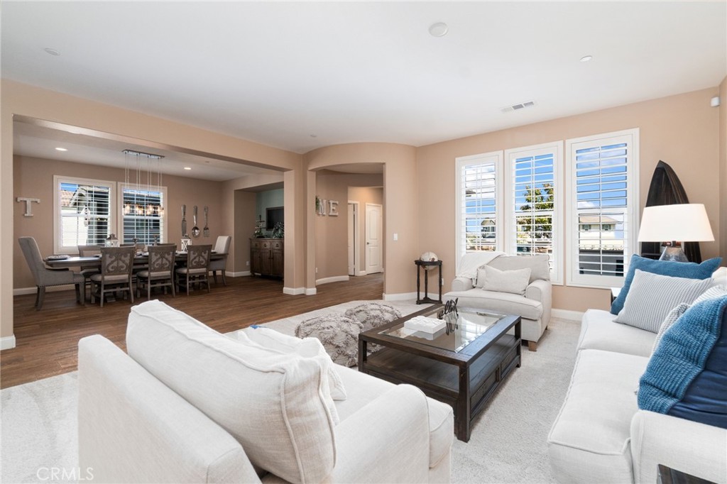 13558 Applegate Court Rancho Cucamonga, CA 91739 - Photo 6 of 49 Gallery Image 6