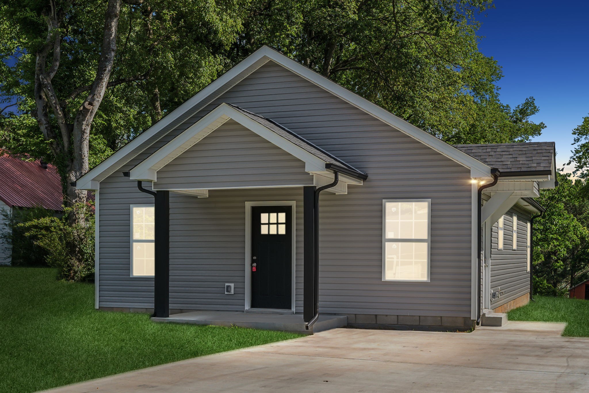 1816 Cunningham Ridge Clarksville, TN 37040 - Photo 32 of 32 a front view of a house with a garden